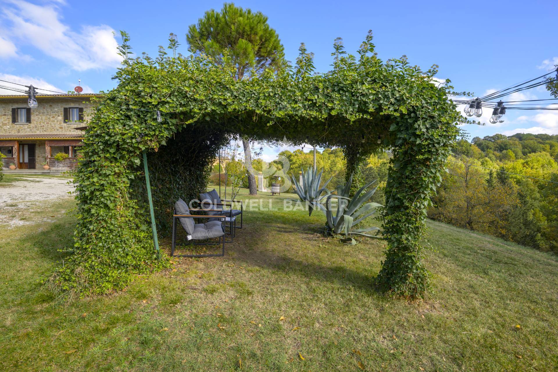 Rustico/Casale/Corte in vendita a Cortona, Pierle