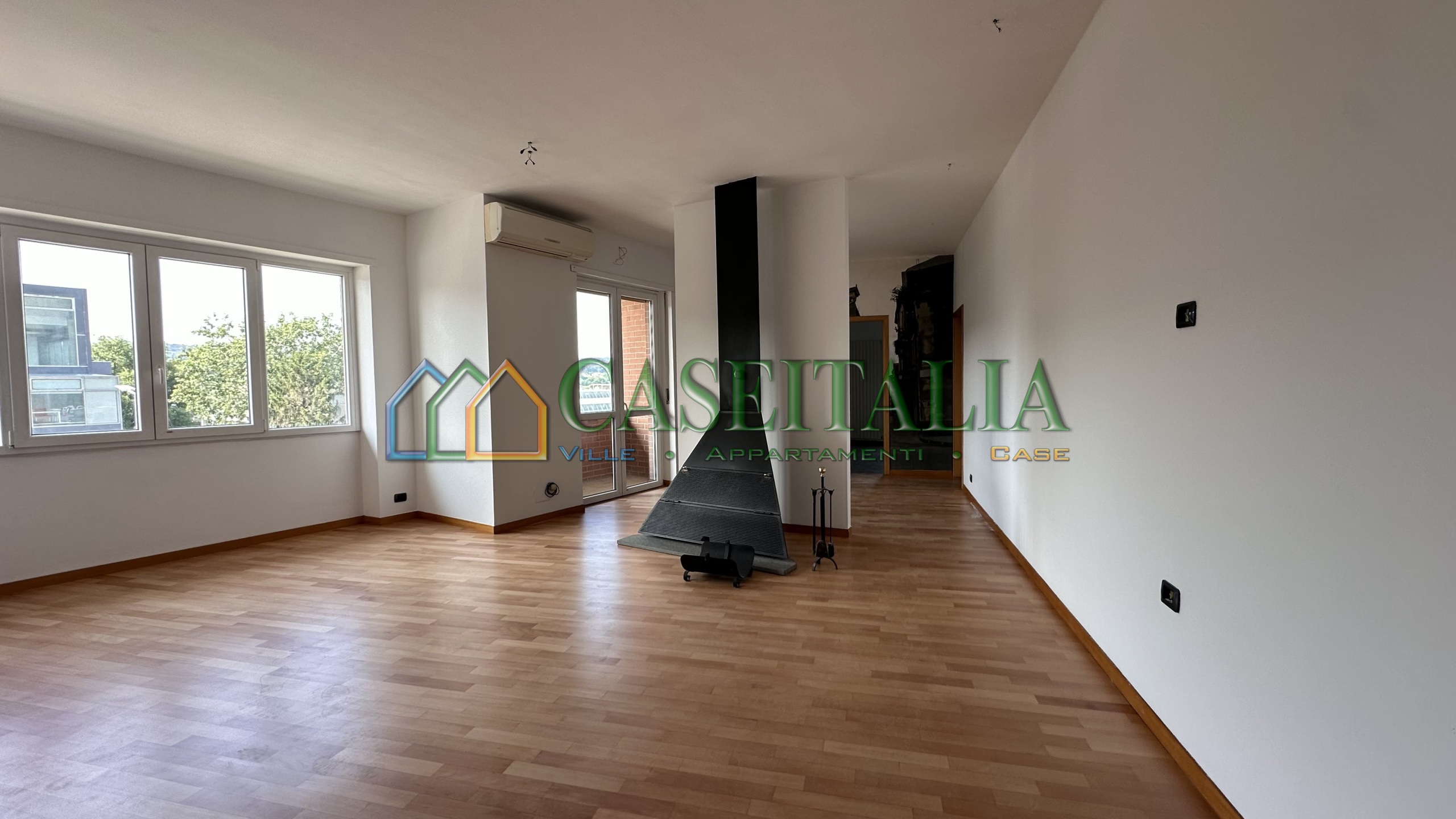 Appartamento con terrazzi a Rosta