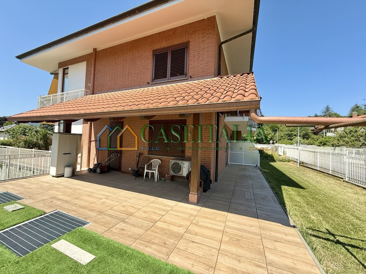 Appartamento con giardino in via frejus 3, Villarbasse