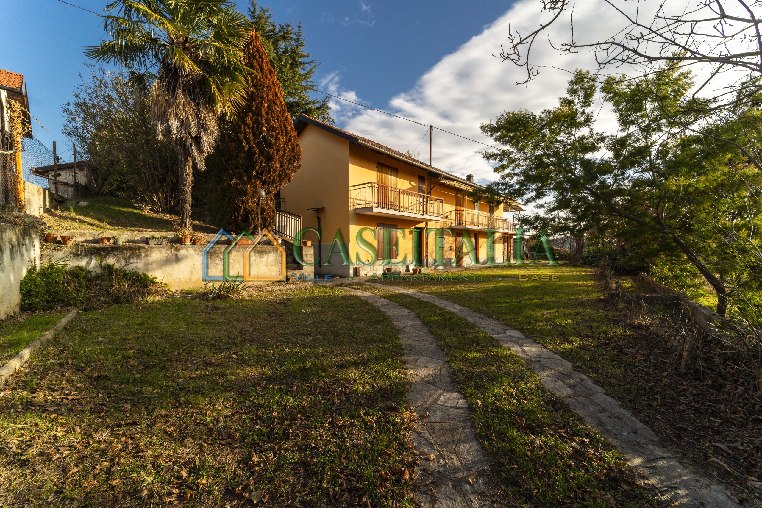 Casa indipendente con terrazzo in via rosta 185, Rivoli