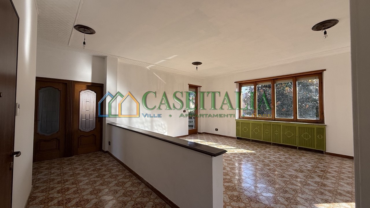 Appartamento con giardino in via piave 5, Rosta