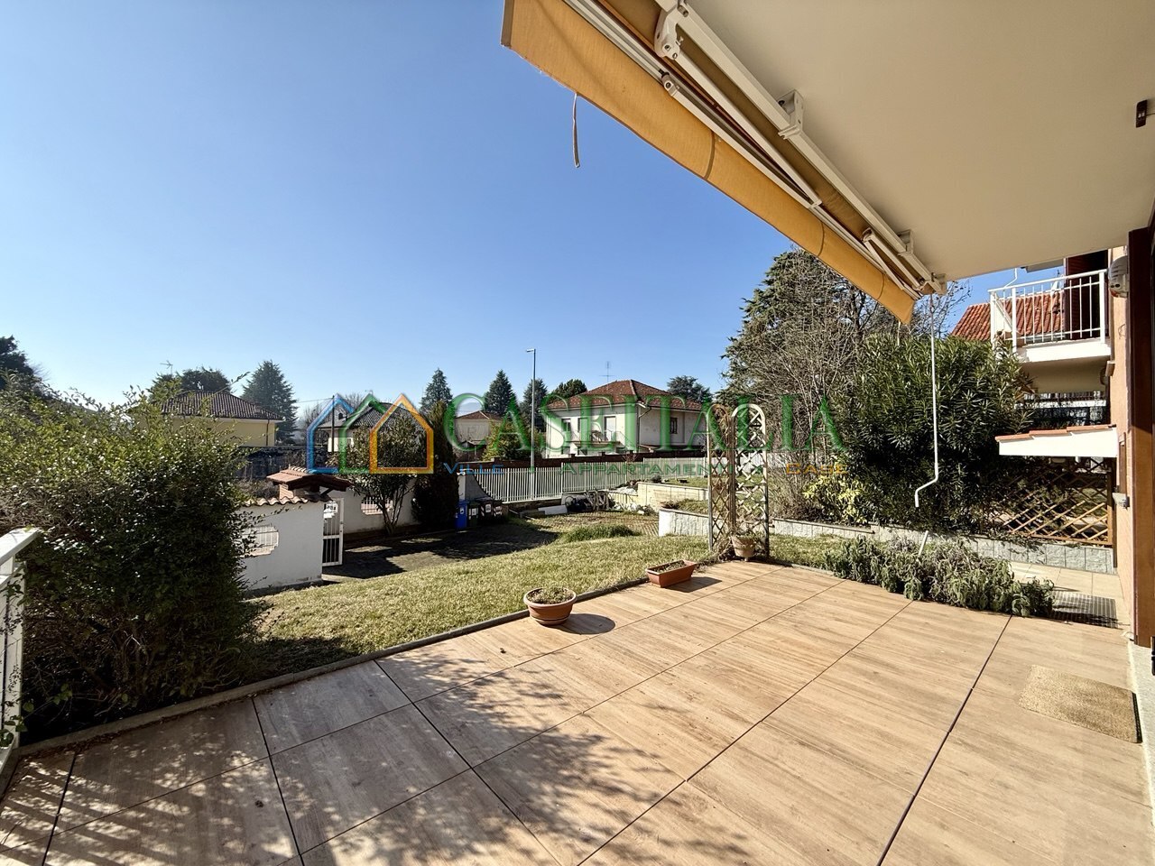 Appartamento con giardino in via frejus 3, Rosta