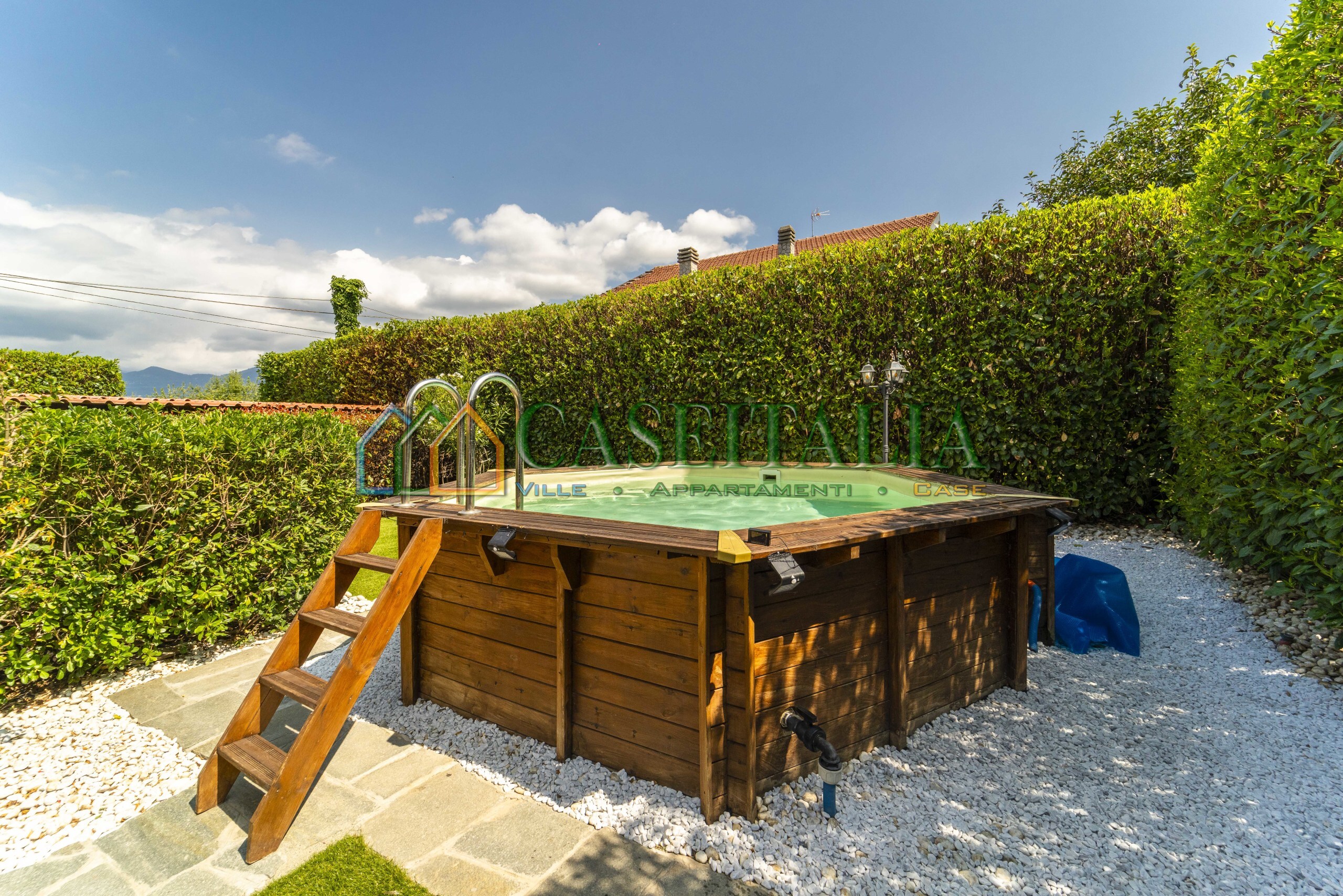 Villa con giardino in via mario greco 61, Buttigliera Alta