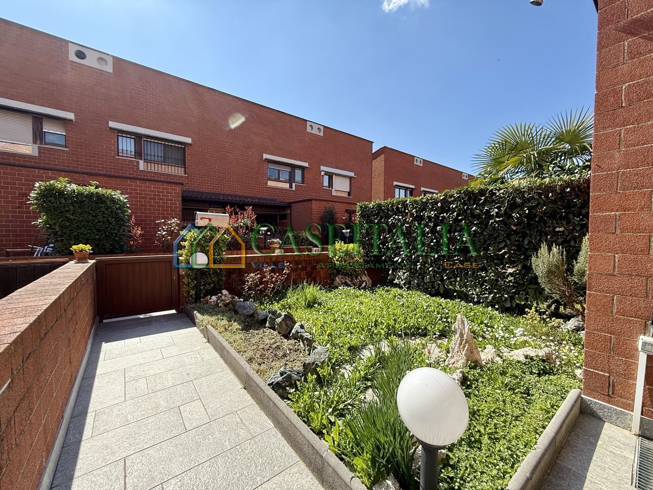 Villetta a schiera con giardino in via dei comuni 11, Buttigliera Alta