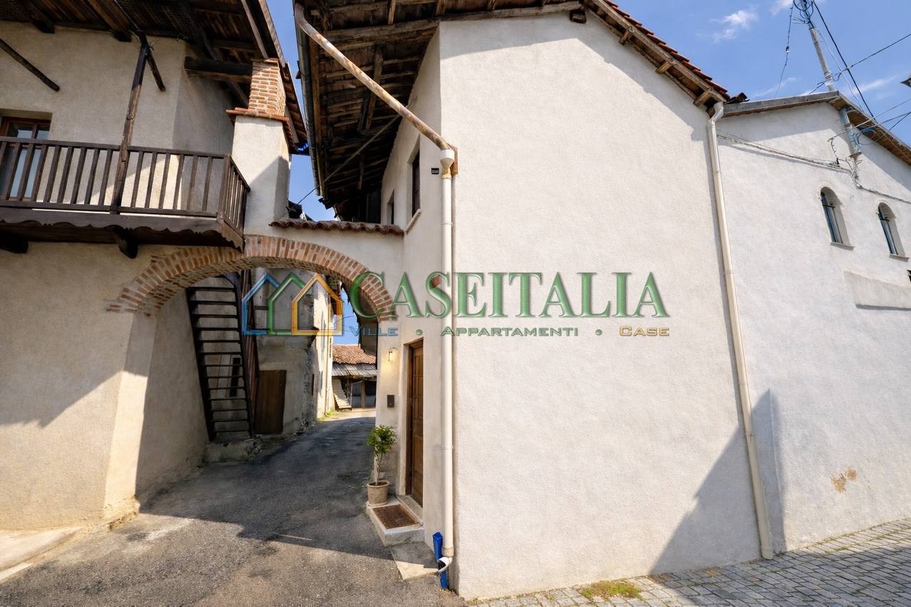 Casa indipendente da ristrutturare in via iv marzo 17, Buttigliera Alta