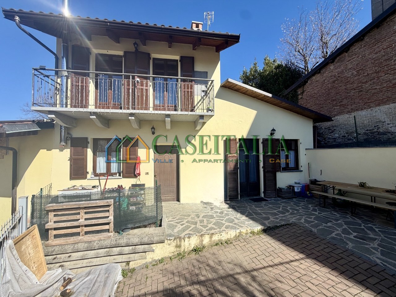 Trilocale con giardino in via rivoli 25/2, Rosta