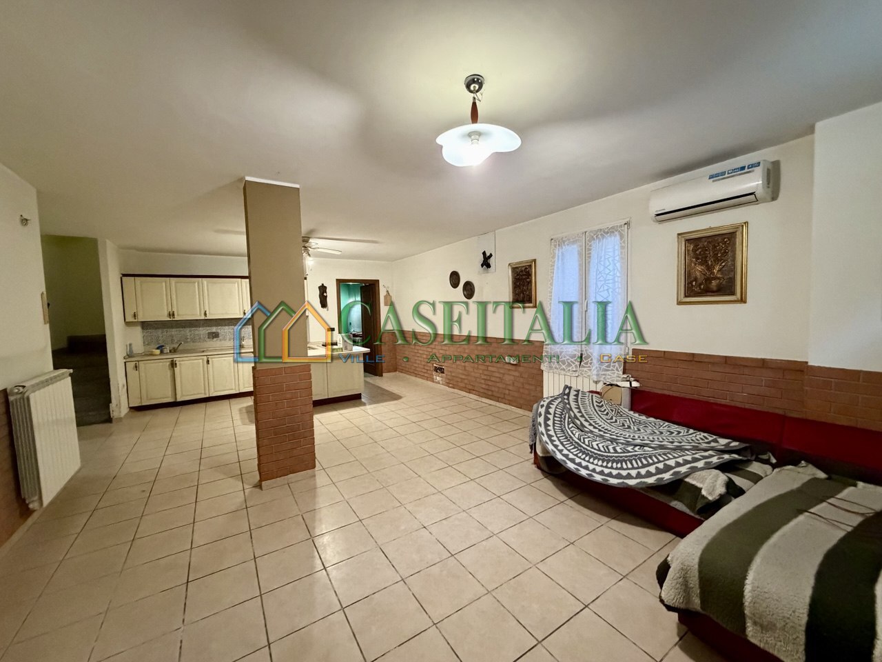 Villa con giardino in strada antica di buttigliera alta 11, Rosta
