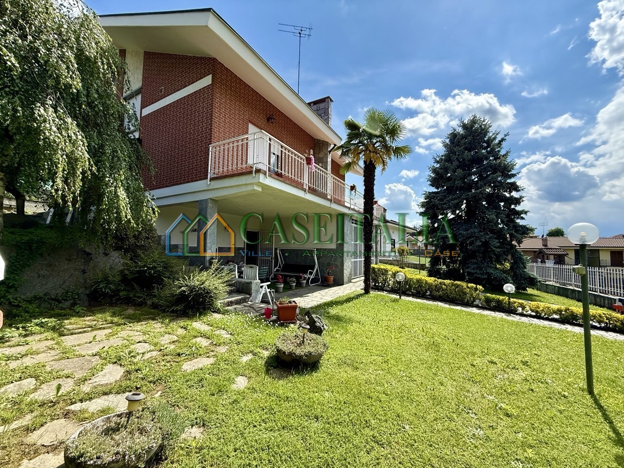 Villa con giardino in via ugie 5, Rosta