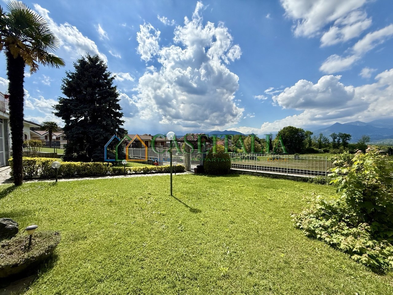 Villa con giardino in via ugie 5, Rosta