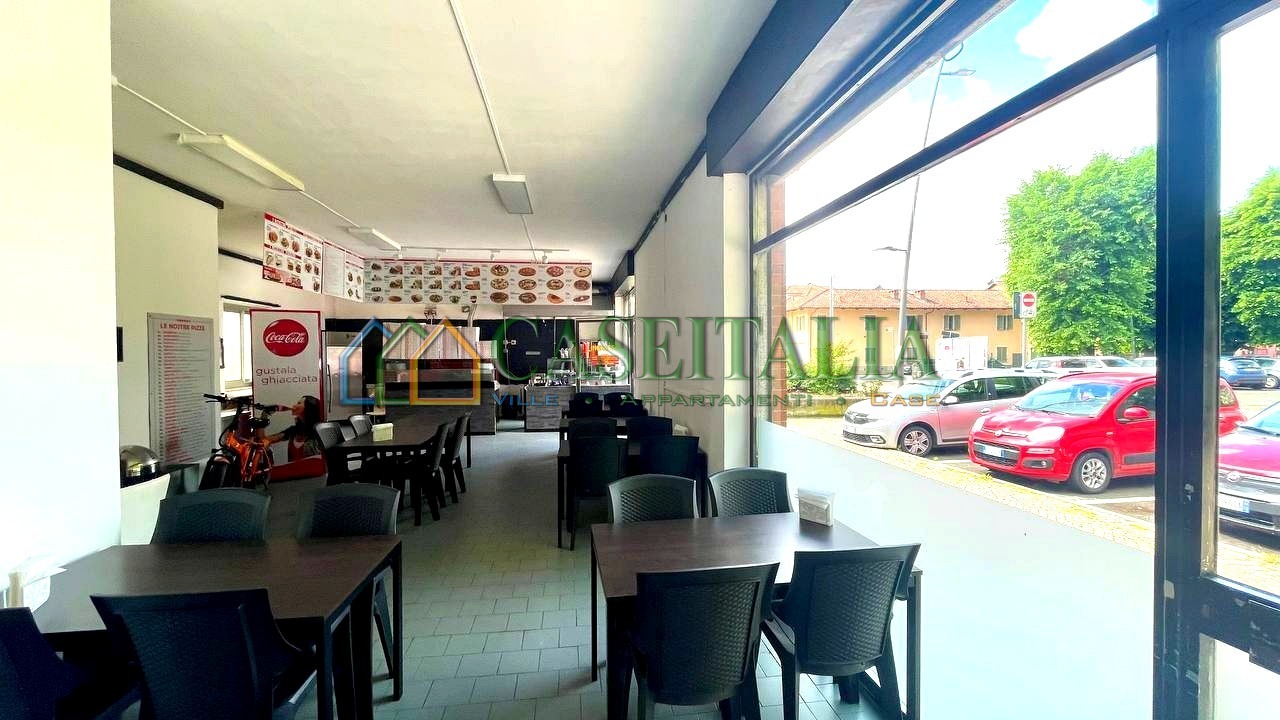 Locale commerciale in vendita in via stazione 78, None