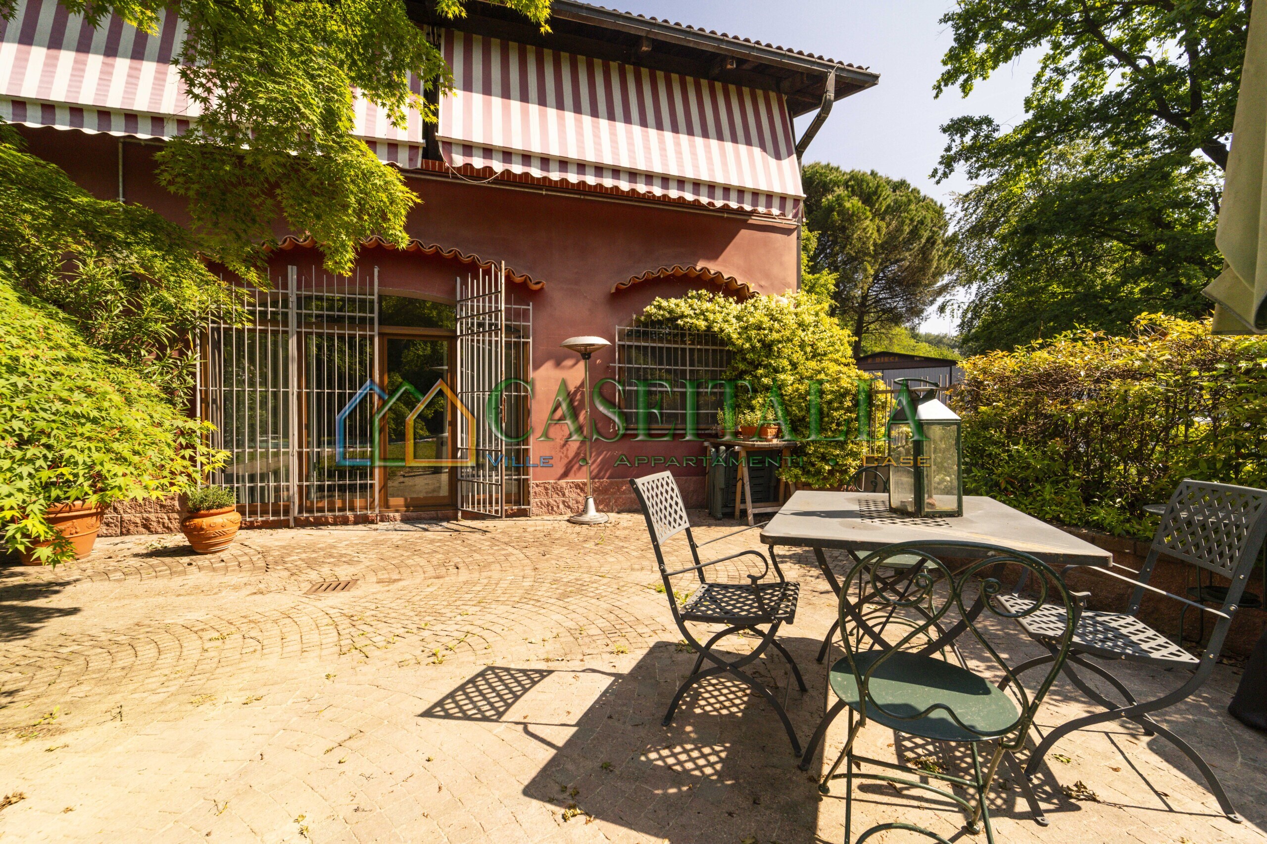 Quadrilocale con terrazzo in strada moncalvo, Moncalieri