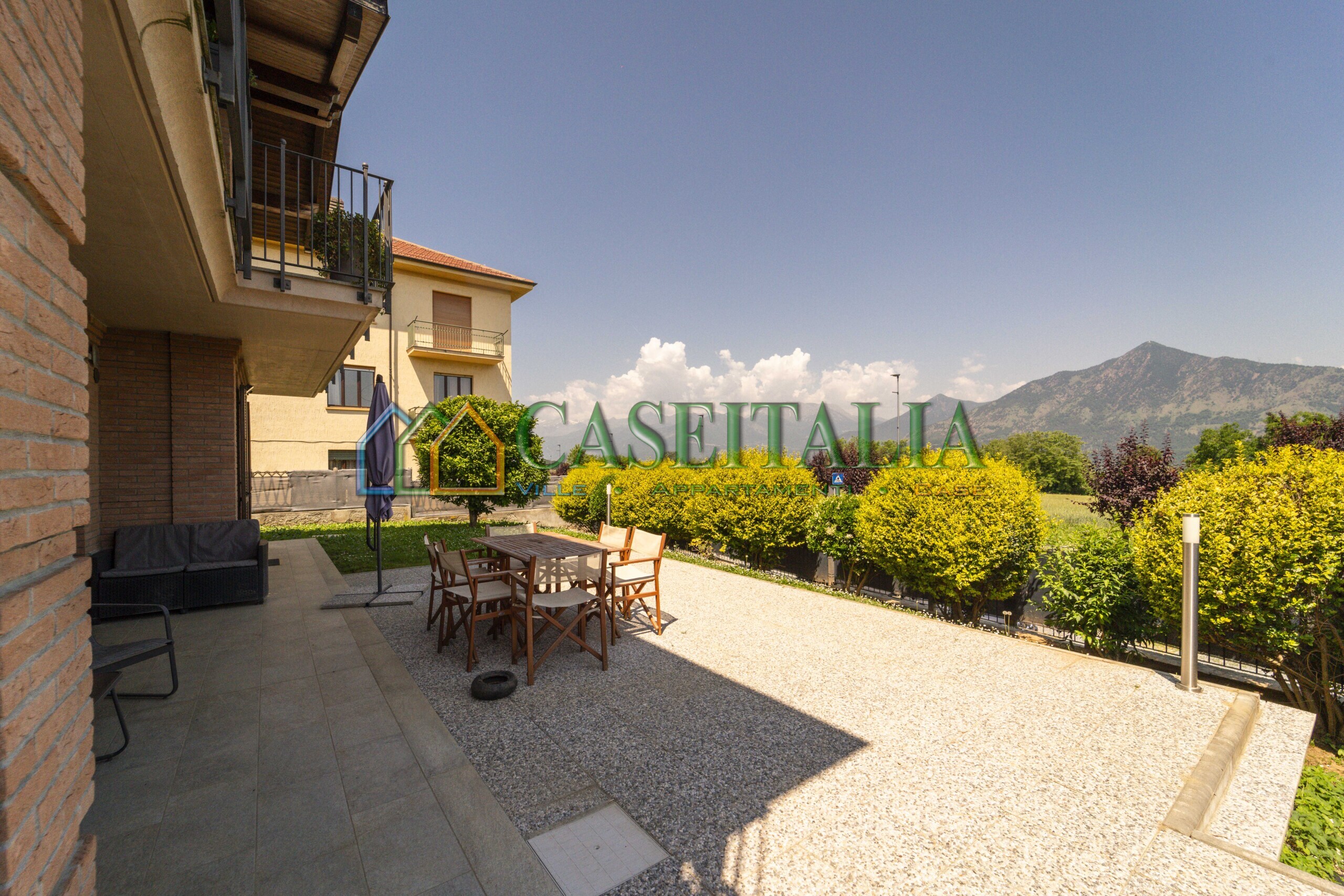 Appartamento con giardino in via stazione 30, Rosta