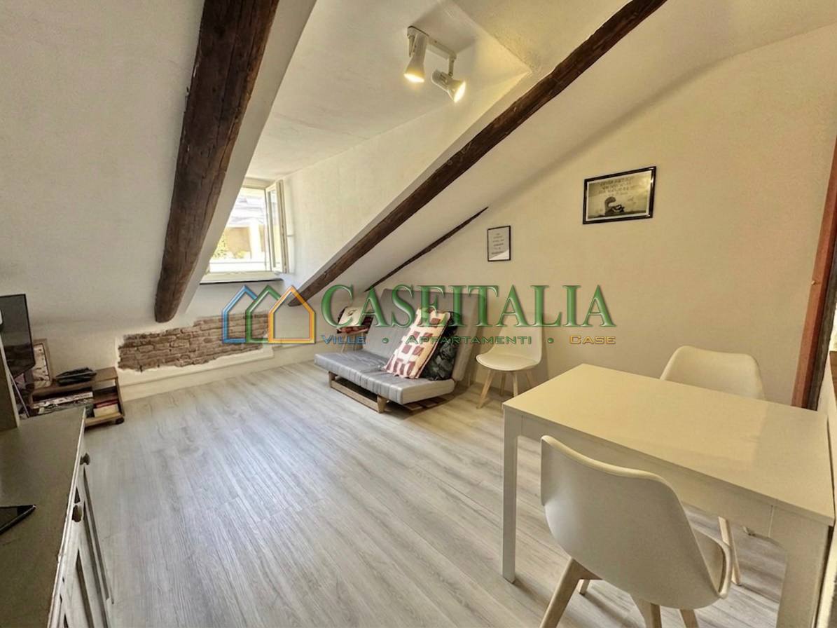 Mansarda in vendita in via sant'ottavio 56b, Torino