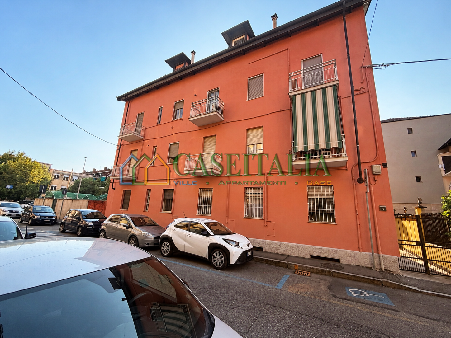 Quadrilocale ristrutturato in via vittorio zanellato 4, Venaria Reale