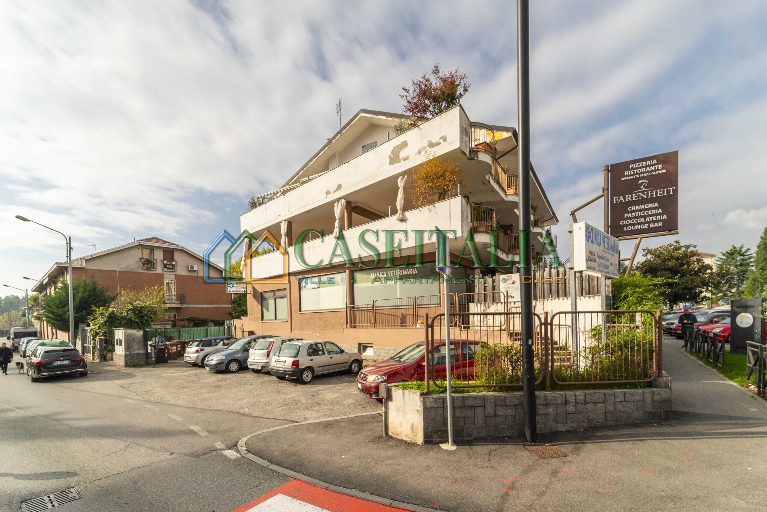 Locale commerciale in vendita in via cavour 46, Alpignano