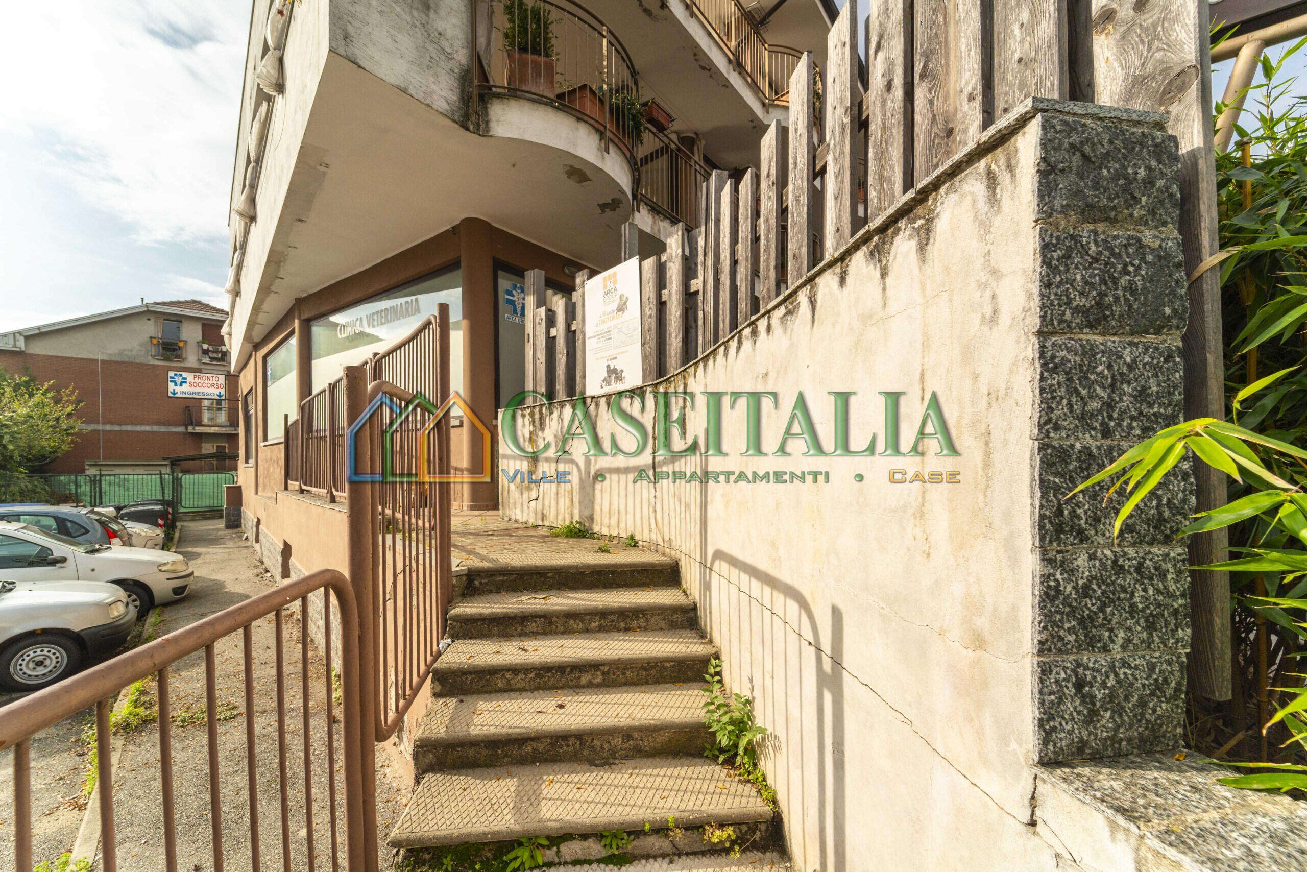 Locale commerciale in vendita in via cavour 46, Alpignano