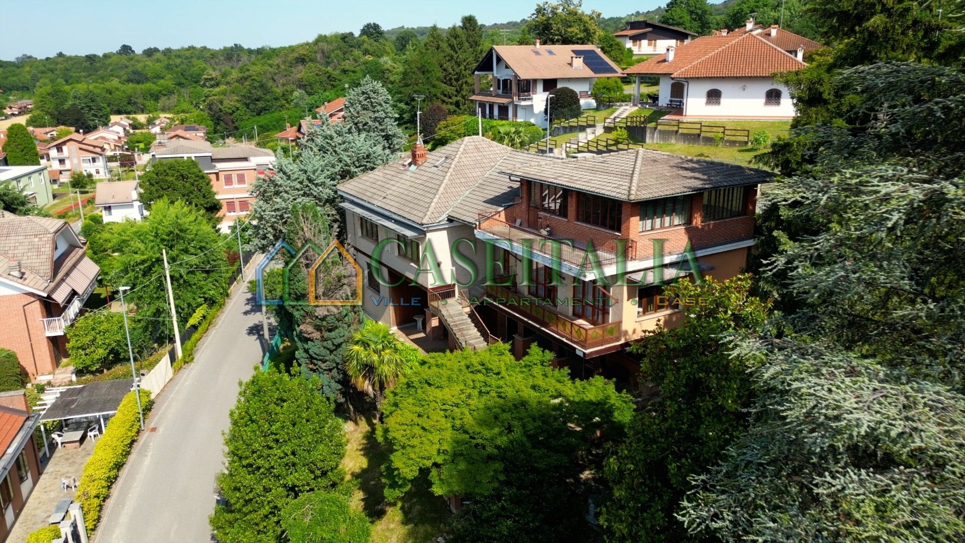 Villa con giardino in viale xxv aprile 16, Rosta