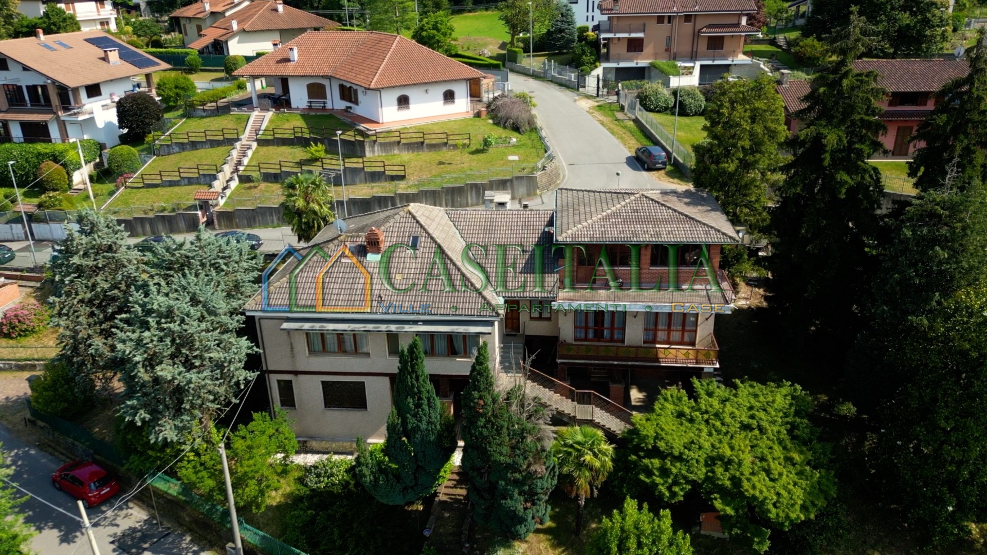 Villa con giardino in viale xxv aprile 16, Rosta