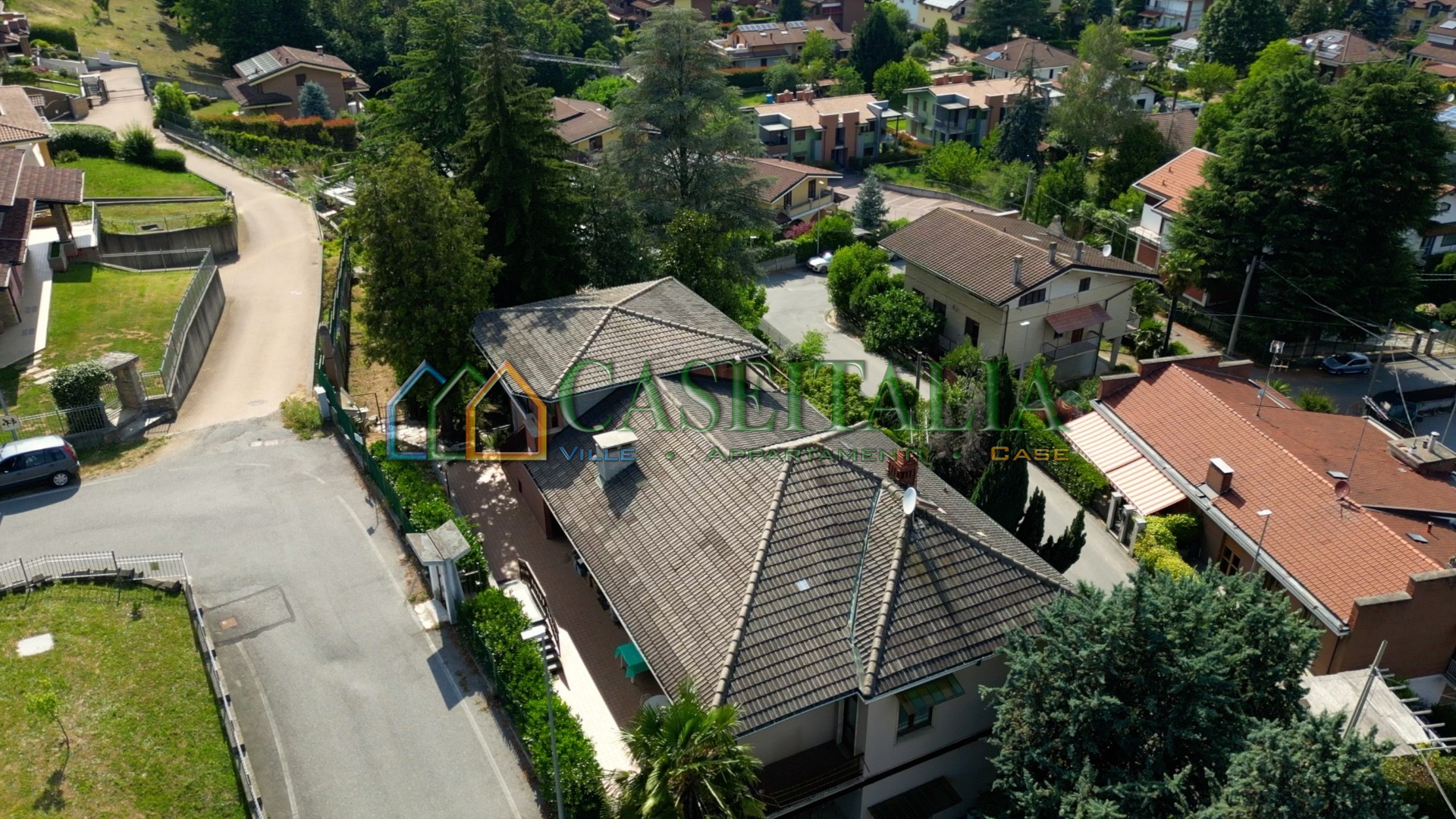 Villa con giardino in viale xxv aprile 16, Rosta