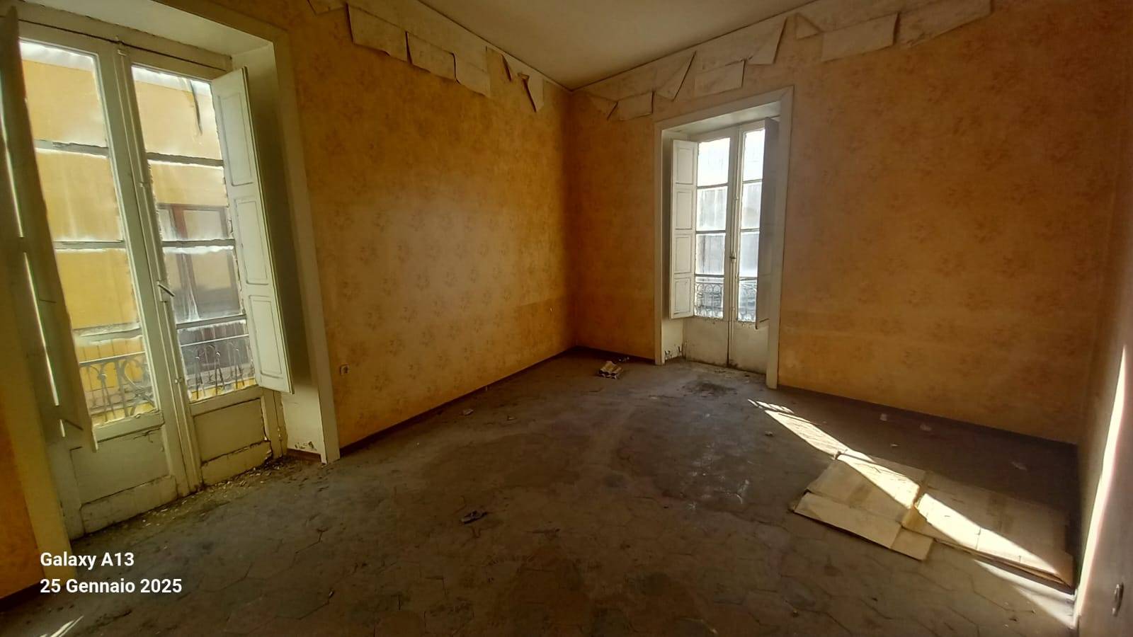 Appartamento in vendita a Eboli, Centro Storico