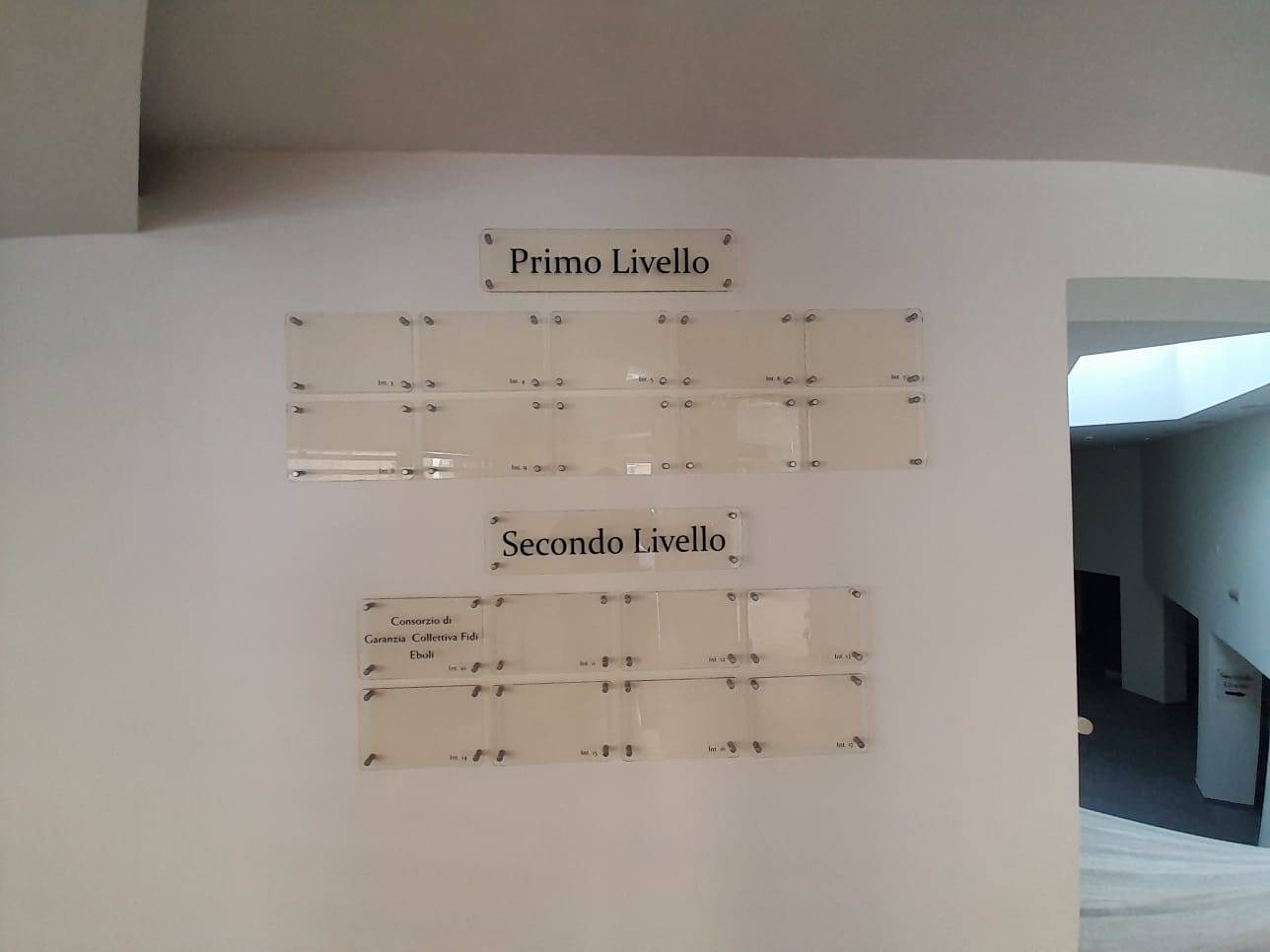 Edificio commerciale o terziario in vendita a Eboli, Via S. Bernardino - Via Gonzaga