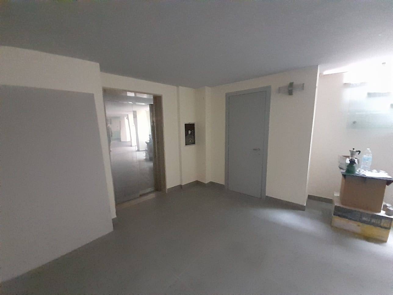 Edificio commerciale o terziario in vendita a Eboli, Via S. Bernardino - Via Gonzaga