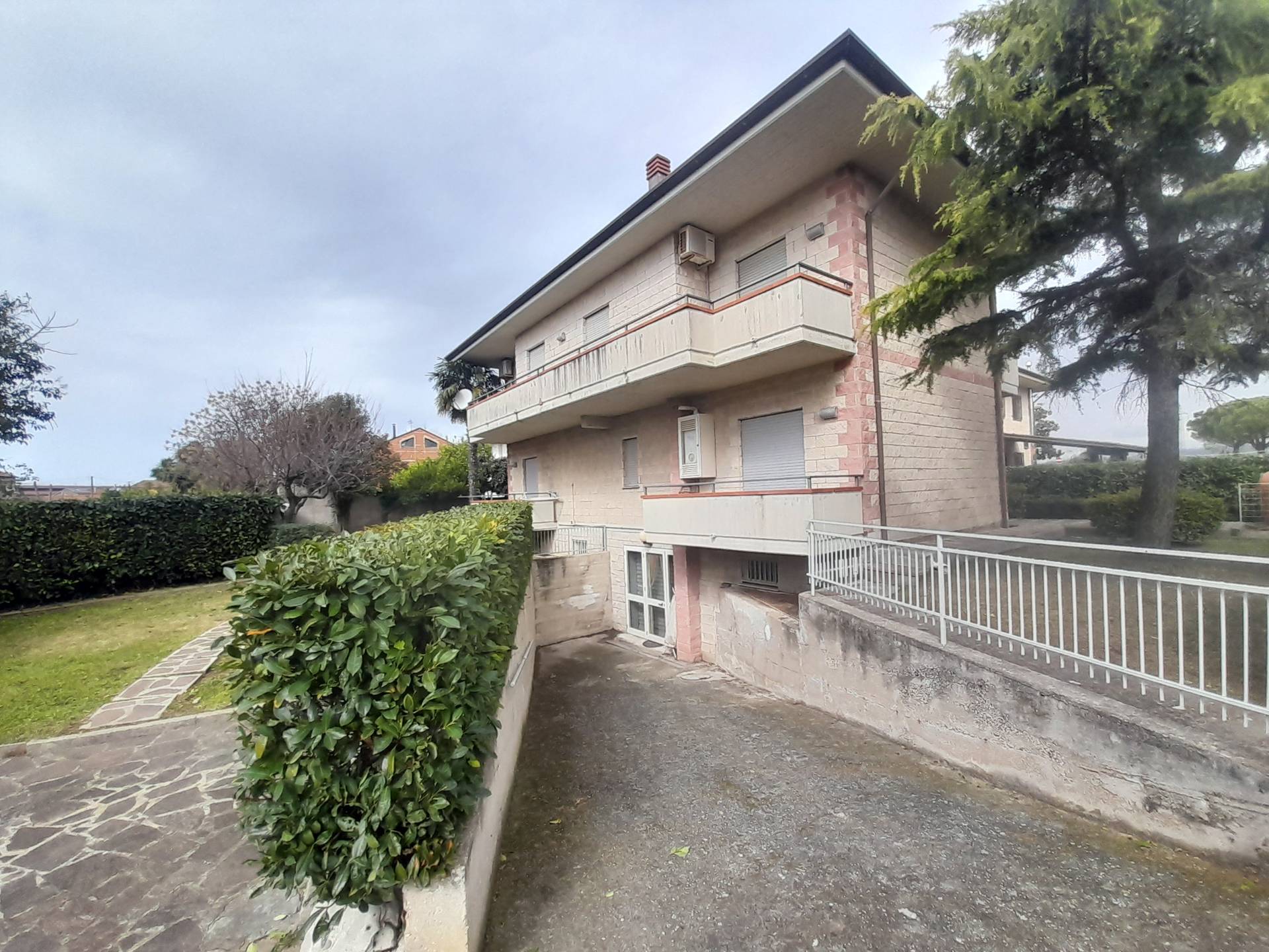 immagine annuncio 3 di 4