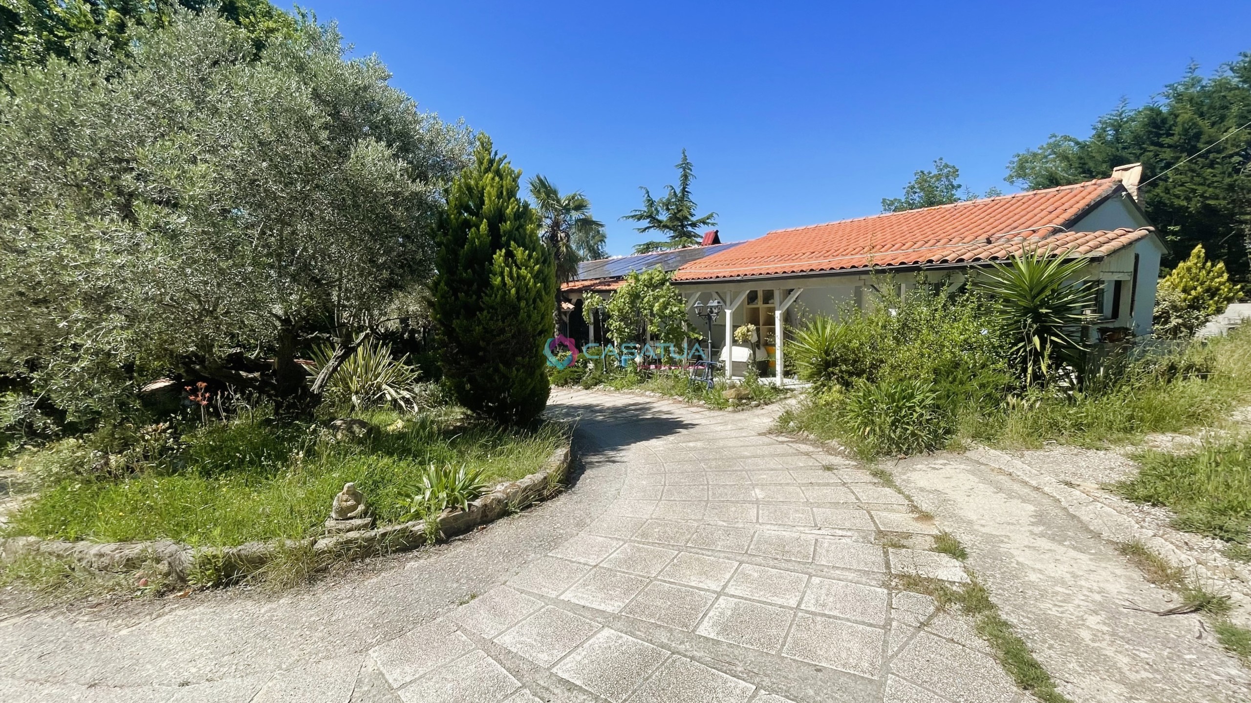 Villa con giardino in contrada cretone 9, Pineto