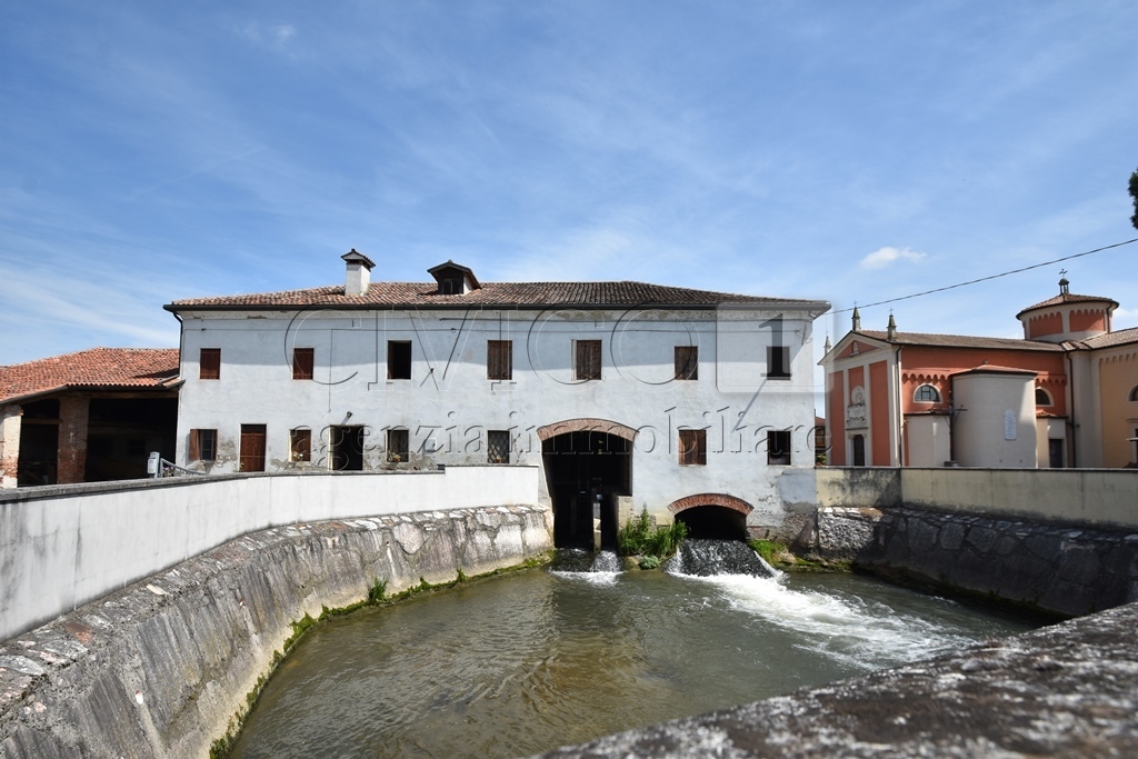 Rustico in vendita in via chiesa rampazzo 17, Camisano Vicentino