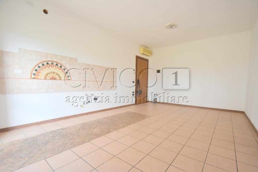 Trilocale con terrazzi in via camisana 84, Grumolo delle Abbadesse