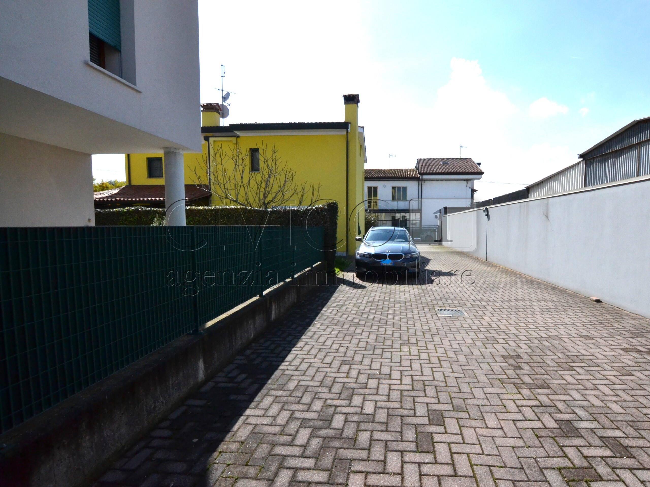 Casa indipendente con giardino in via galileo galilei 4, Albignasego