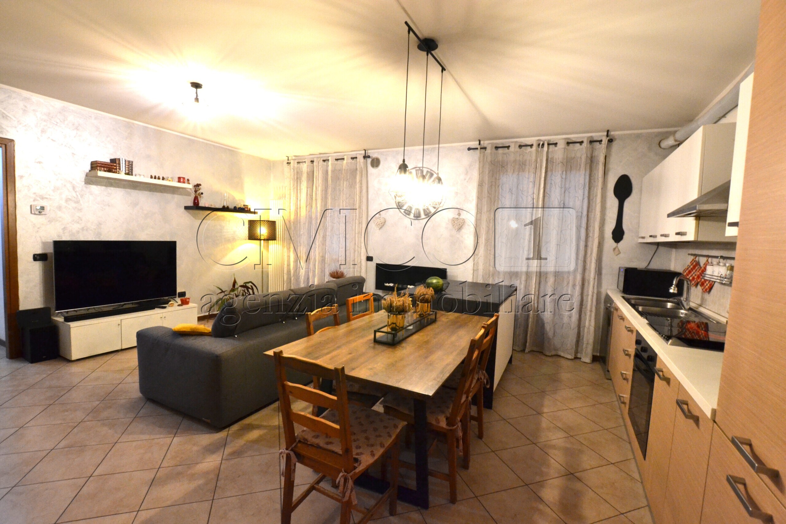 Appartamento con terrazzi in via gioberti 8/a, Rubano