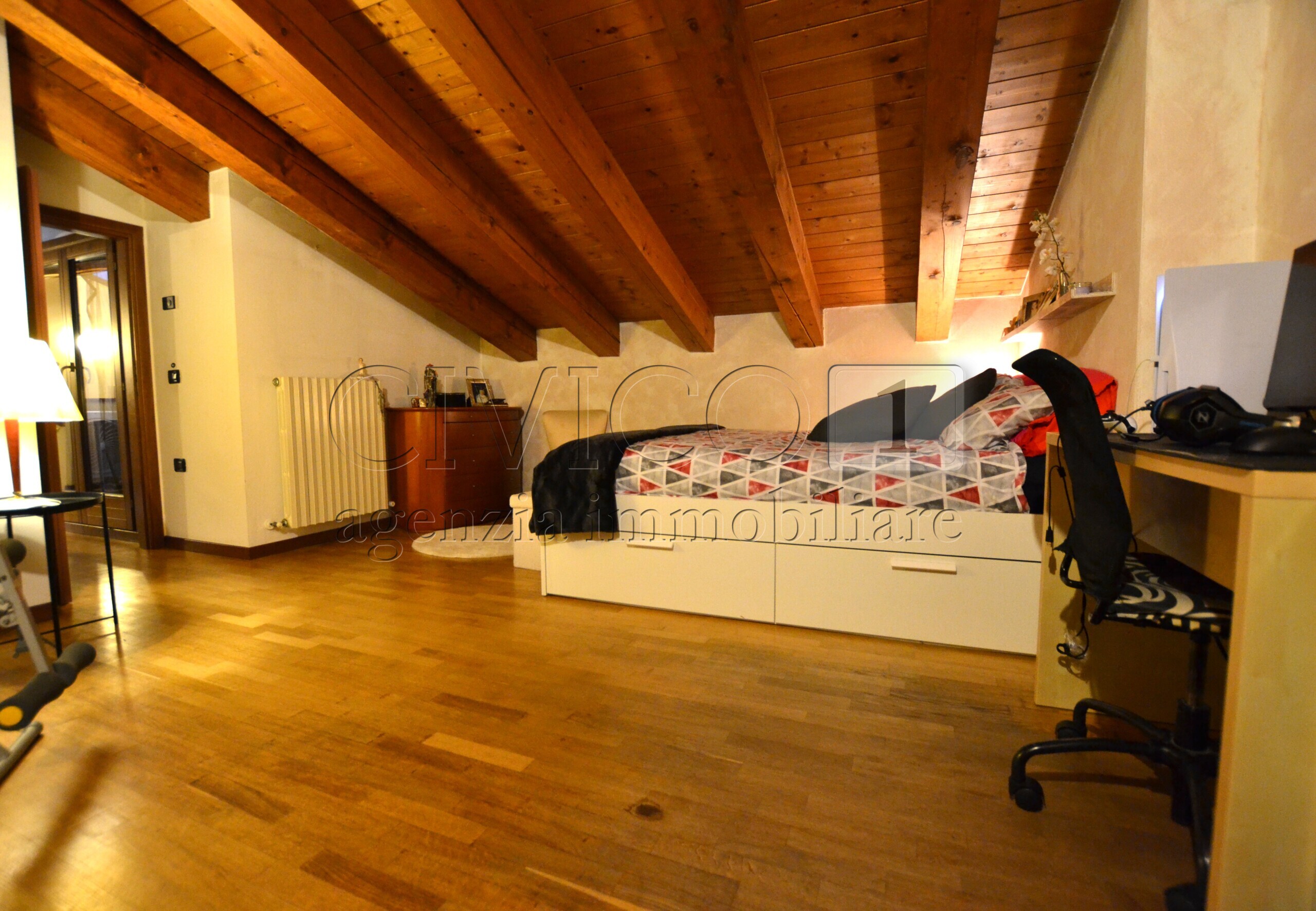 Appartamento con terrazzi in via gioberti 8/a, Rubano