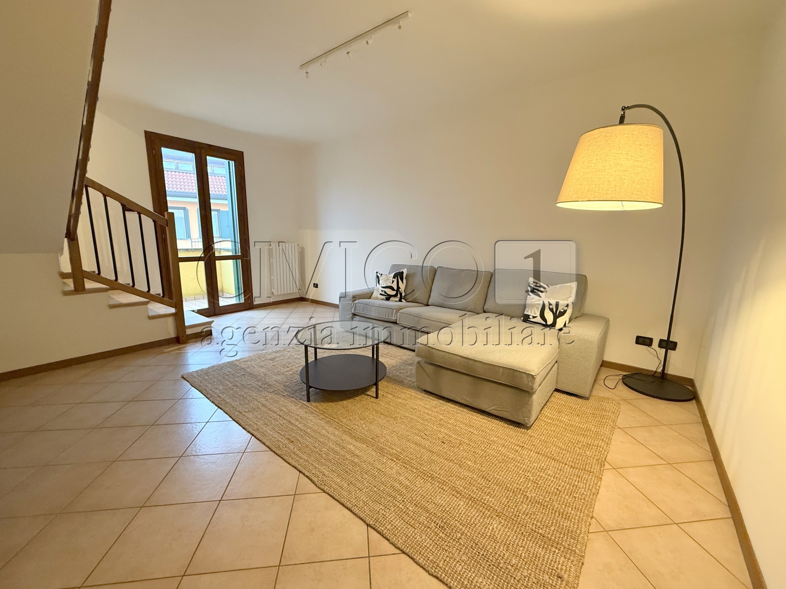 Quadrilocale con giardino in via mont� 159, Padova