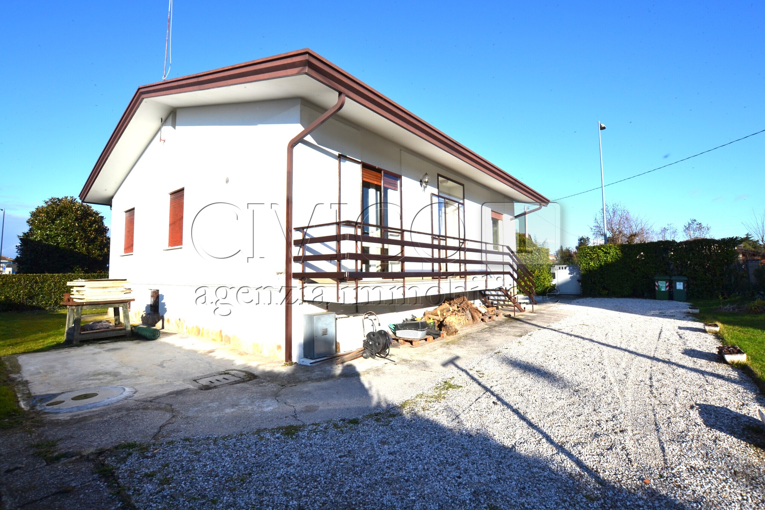 Casa indipendente con giardino in via brentella 37, Selvazzano Dentro