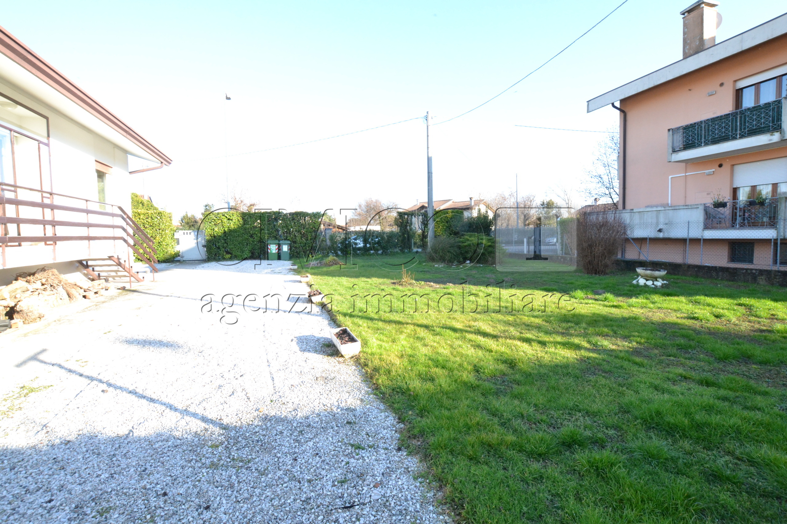 Casa indipendente con giardino in via brentella 37, Selvazzano Dentro