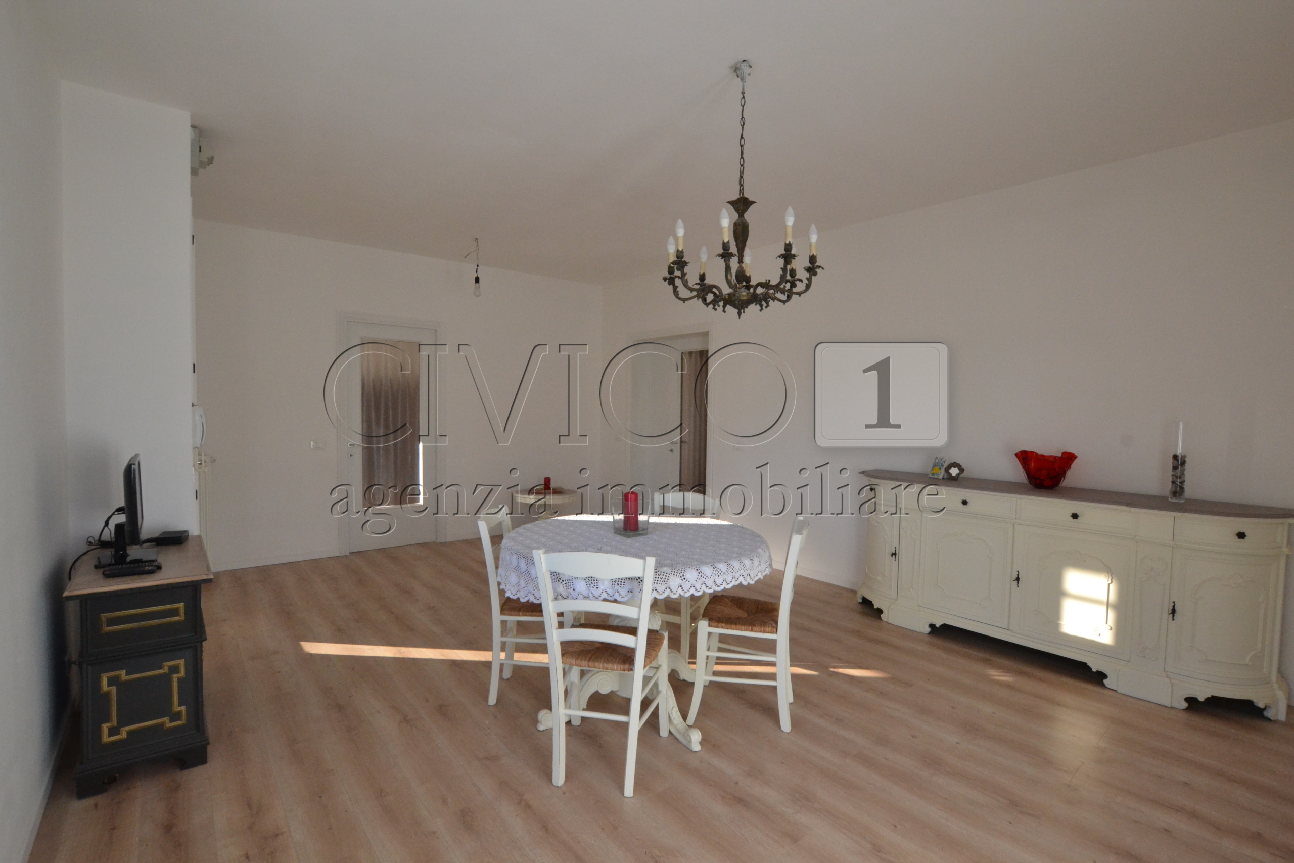 Casa indipendente con giardino in via brentella 37, Selvazzano Dentro