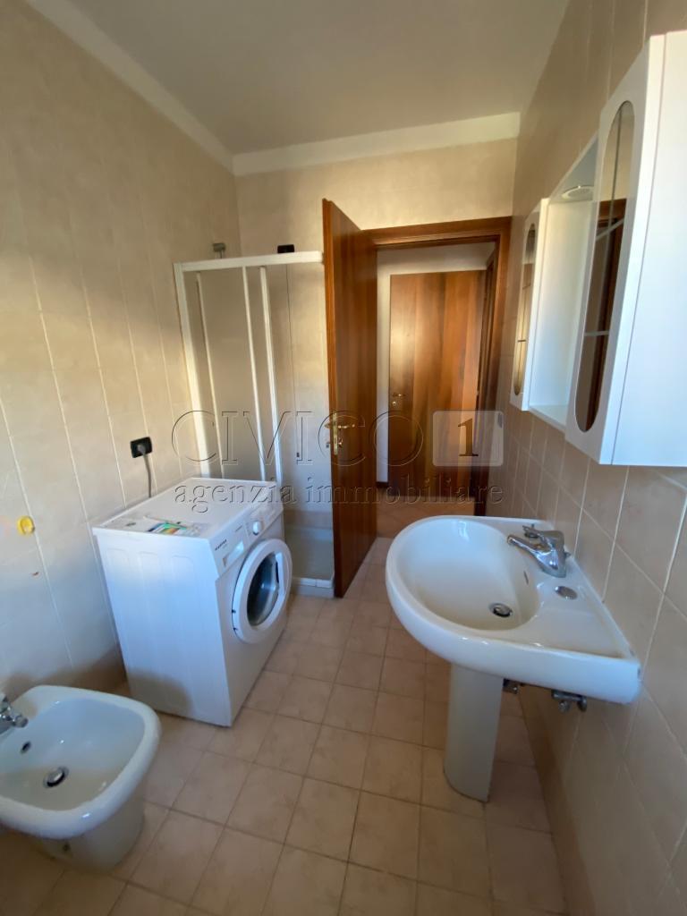 Trilocale con terrazzo in strada ca' balbi 436, Vicenza