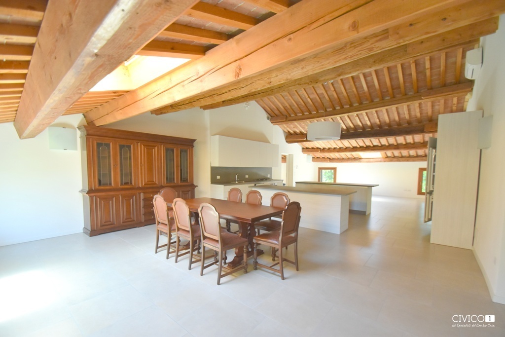 Casa indipendente con giardino in via paradiso, Quinto Vicentino