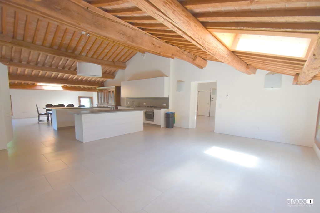 Casa indipendente con giardino in via paradiso, Quinto Vicentino