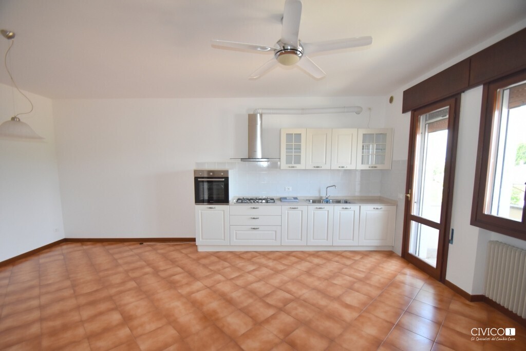 Appartamento con terrazzi in via pr� spineo 21, Torri di Quartesolo