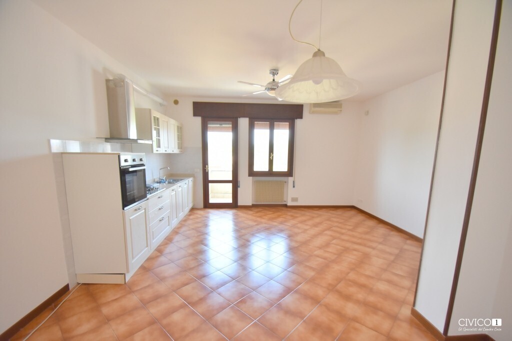 Appartamento con terrazzi in via pr� spineo 21, Torri di Quartesolo
