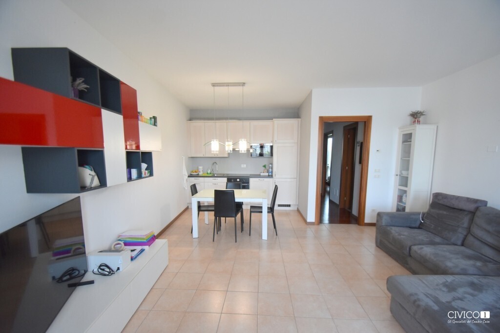 Quadrilocale con giardino in via battaglione monte berico 43, Camisano Vicentino