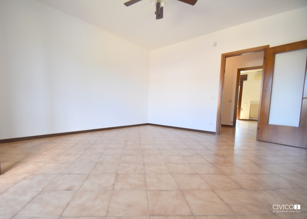 Appartamento con terrazzi in via pr� spineo, Torri di Quartesolo