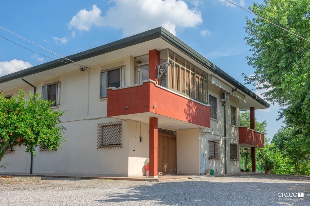 Rustico con giardino in via ponticelli 11, Agugliaro