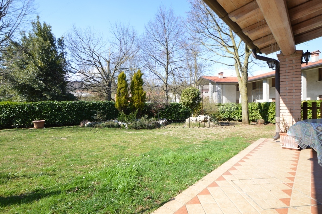 Casa indipendente con giardino in via soghe, Arcugnano