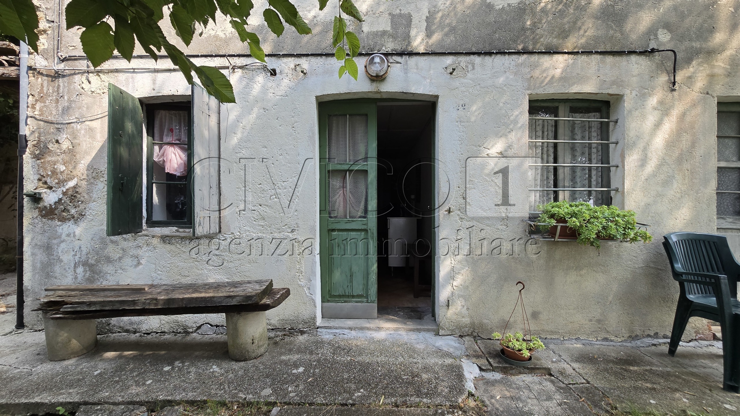 Rustico con giardino in via scandolare 22, Salcedo