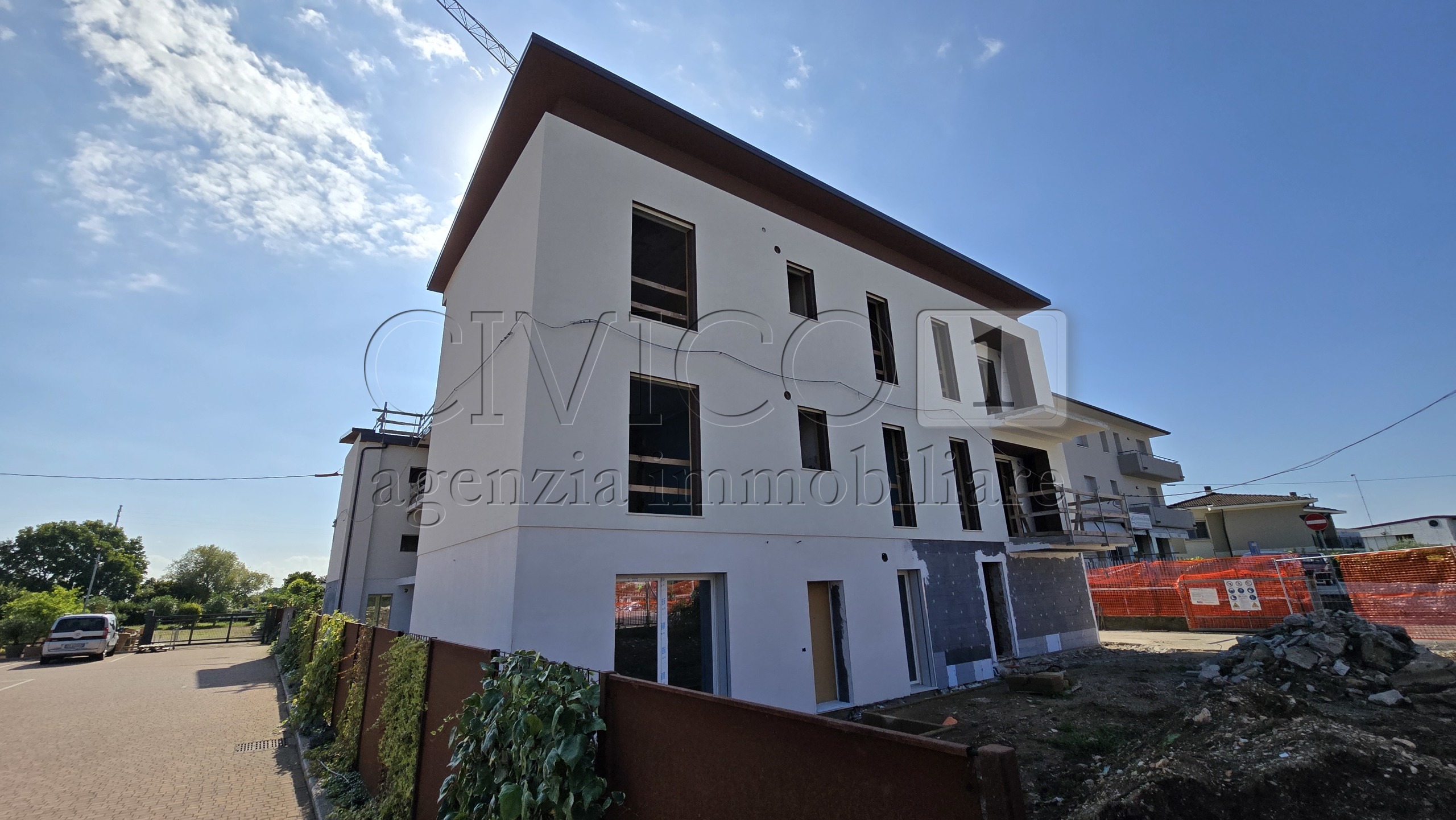 Appartamento con terrazzo in viale riviera berica 26, Nanto