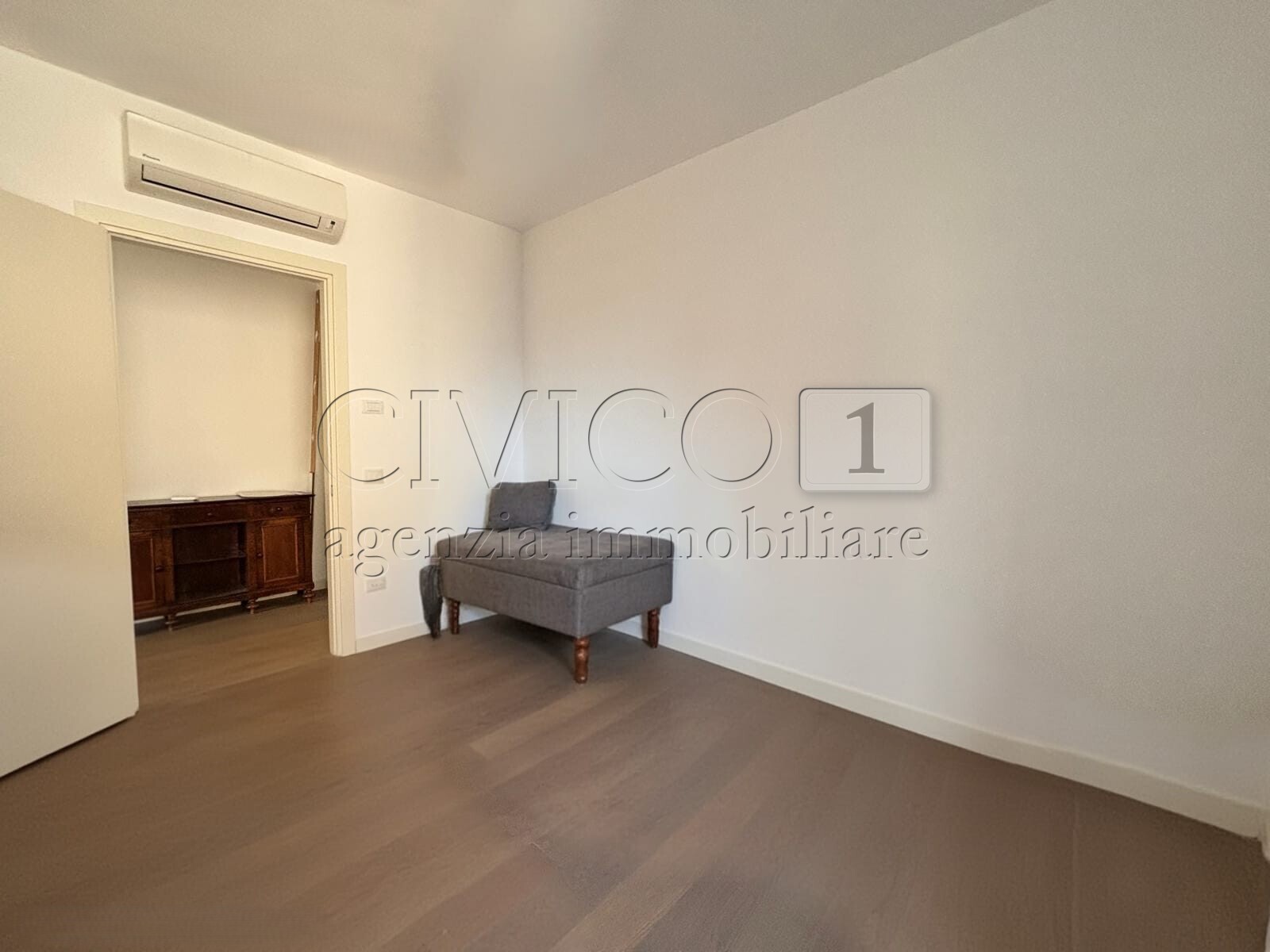 Appartamento con terrazzi in via domenico meschinelli 71, Vicenza