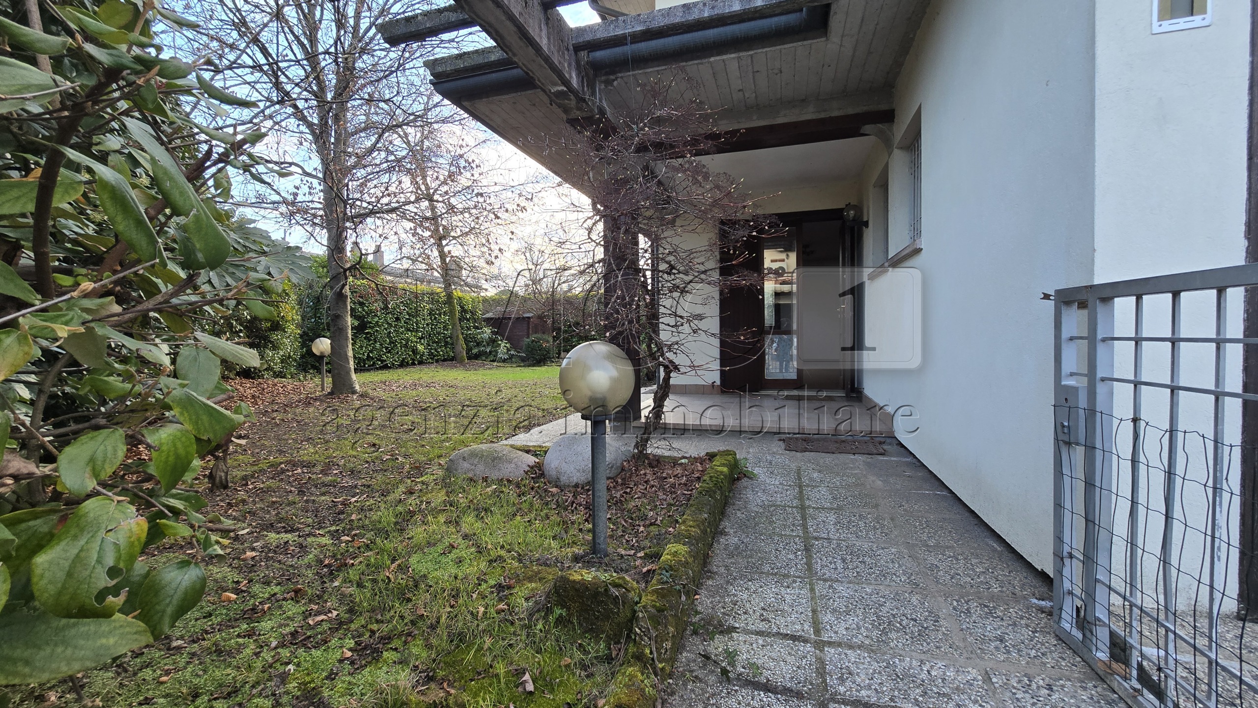 Casa indipendente con giardino in via dei fanti 154, Torri di Quartesolo